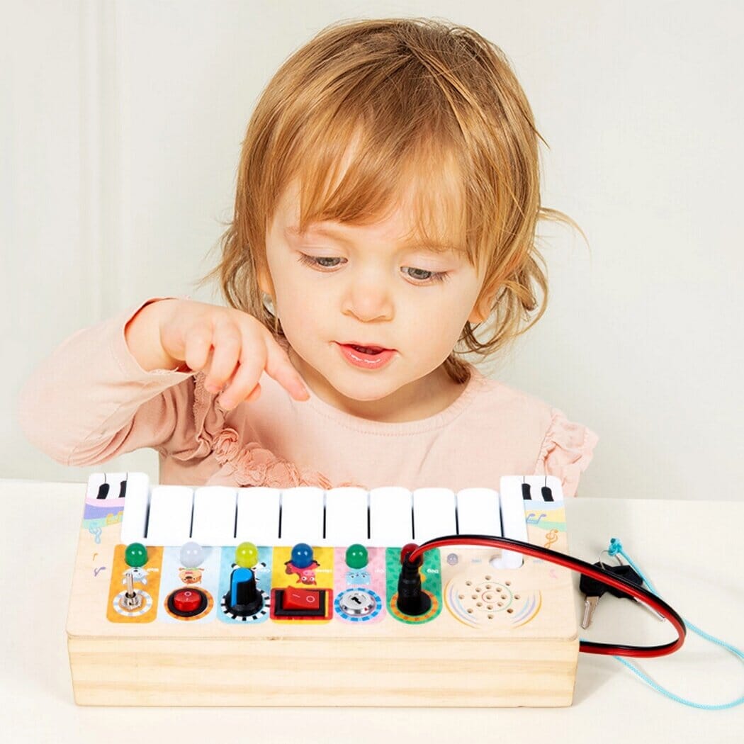 Tableau Montessori - BusyBoardCircuit™ - Piano - Developpement Bebe
